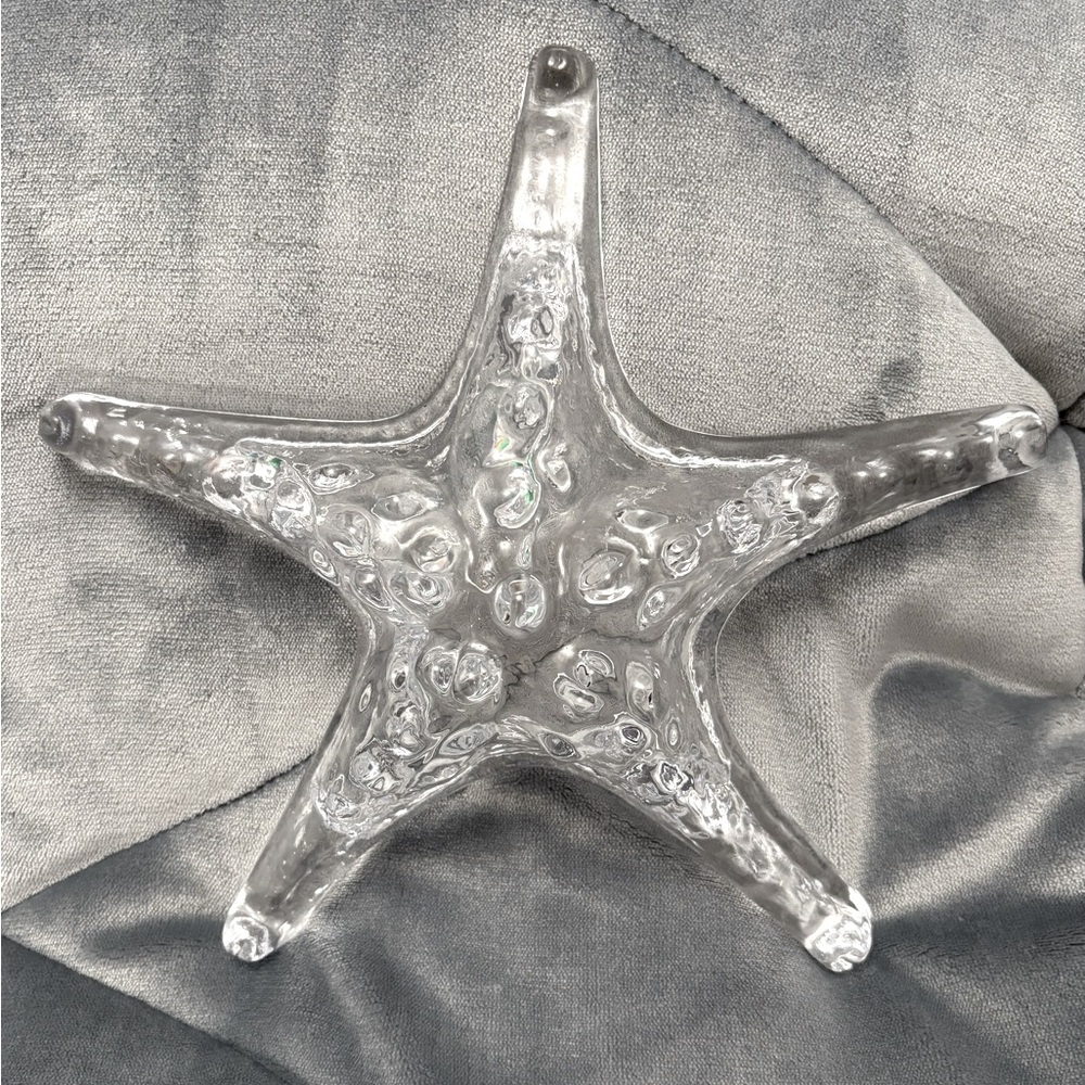 Heavy Clear Glass Sea Star Accent Piece- Beach/ Ocean Theme, Paperweight